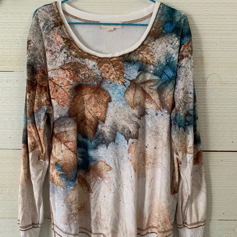 Leaf Print Top by Clover + Pine.  Size Large